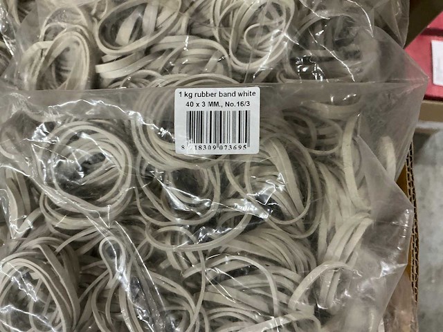 Partij rubber bands white 40x3mm no.16/3 1kg per zak (60x) - afbeelding 2 van  4
