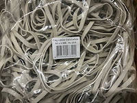 Partij rubber bands white 60x5mm no.22/5 1kg per zak (80x) - afbeelding 2 van  4