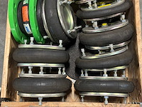 Partij rubber expansiestukken / trillingsdempers met flenzen - afbeelding 2 van  5