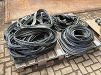 Partij rubber ringen voor riolering - afbeelding 1 van  5