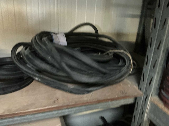 Partij rubber - afbeelding 16 van  16