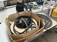 Partij rubber - afbeelding 1 van  4