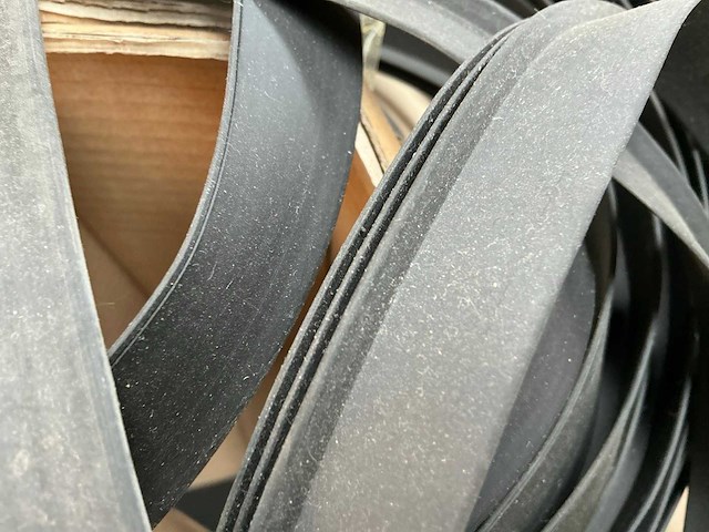 Partij rubber - afbeelding 4 van  4