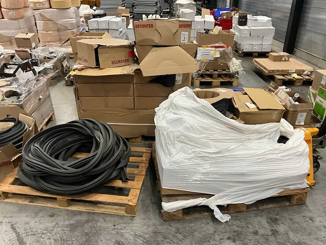 Partij rubberen afdichtingsprofielen - afbeelding 9 van  10