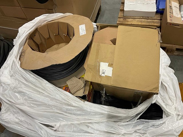 Partij rubberen afdichtingsprofielen - afbeelding 10 van  10