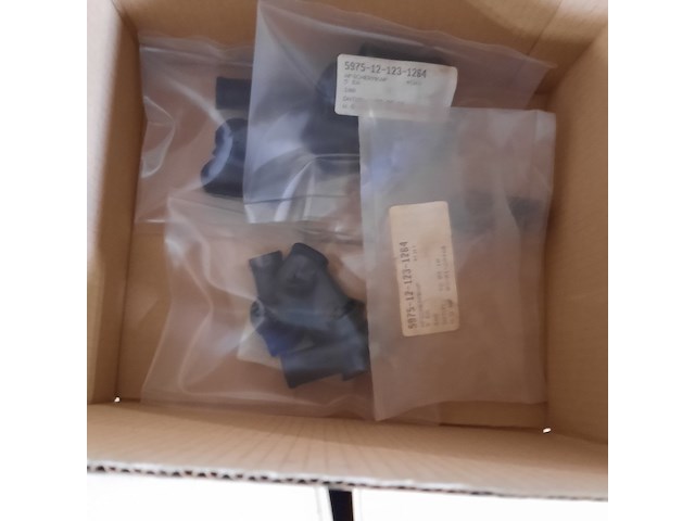 Partij rubberen afschermkappen - afbeelding 5 van  6