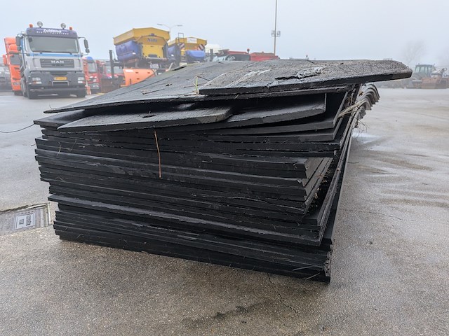 Partij rubberen matten - rijplaten - afbeelding 5 van  6