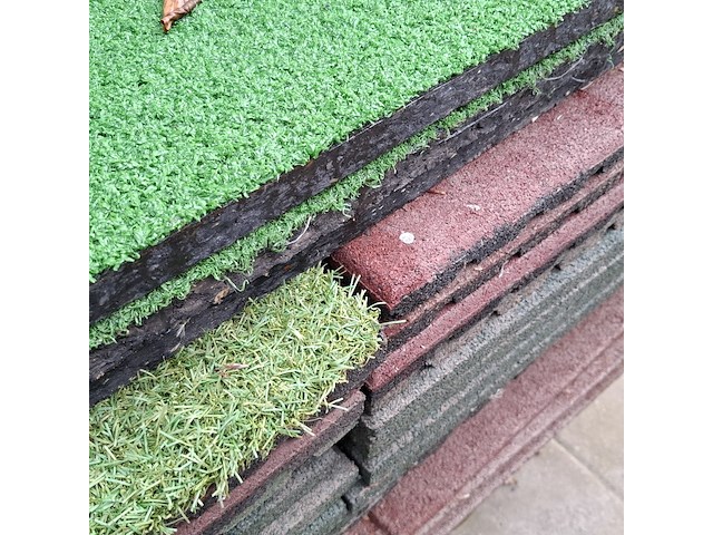 Partij rubberen tegels - afbeelding 4 van  4