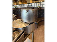 Partij rvs bakken, pannen en schalen - afbeelding 7 van  9