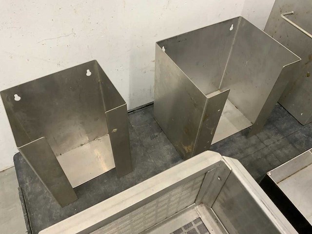 Partij rvs bakken - afbeelding 3 van  7