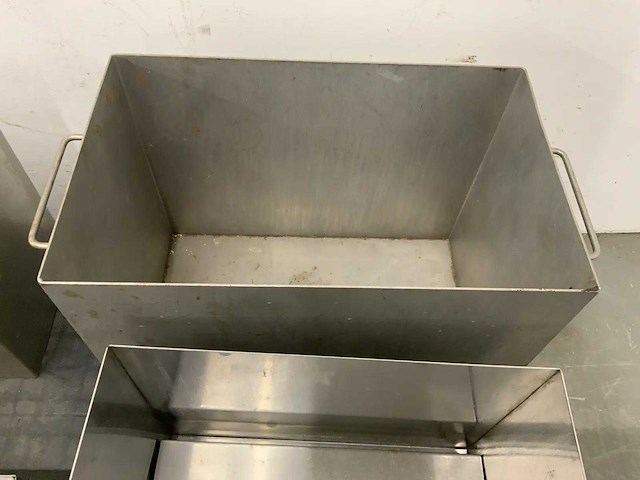 Partij rvs bakken - afbeelding 3 van  3