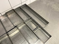 Partij rvs bakken - afbeelding 2 van  3