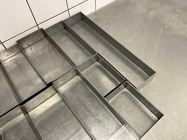 Partij rvs bakken - afbeelding 2 van  3