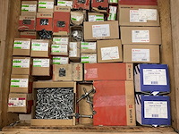 Partij (rvs) bevestigingsmateriaal - afbeelding 2 van  9