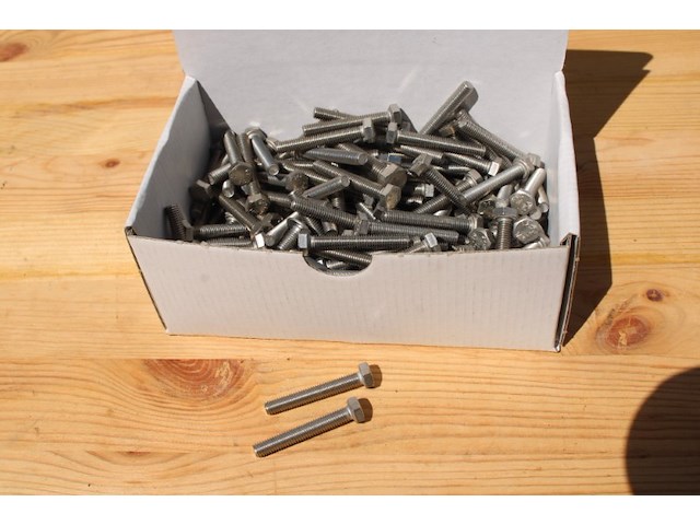 Partij rvs bouten m6x40 ca 1600 gram - afbeelding 2 van  7