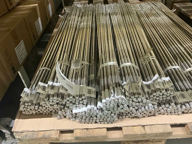 Partij rvs draadeinden 10x1000mm - afbeelding 5 van  5