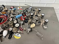 Partij rvs en koper tapmaterialen - afbeelding 3 van  5