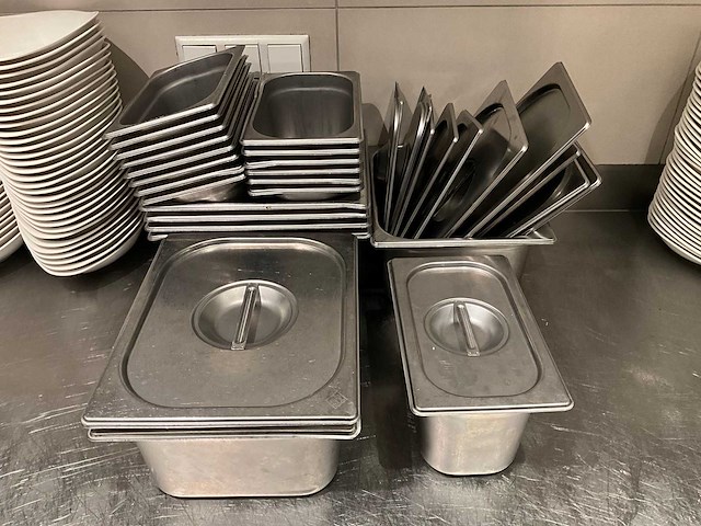 Partij rvs gastronormbakken - afbeelding 1 van  3