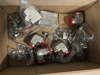 Partij rvs hydrauliekkoppelingen - afbeelding 1 van  3