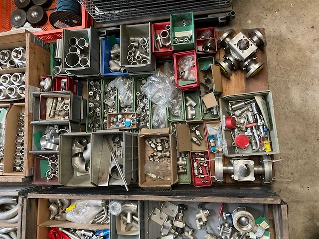 Partij rvs installatiemateriaal - afbeelding 5 van  7