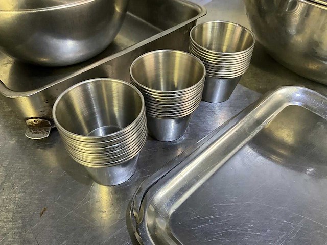 Partij rvs keukenbenodigdheden - afbeelding 2 van  5