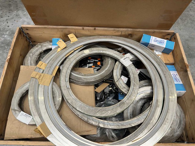 Partij rvs ringen/stripcoils + diverse - afbeelding 5 van  6