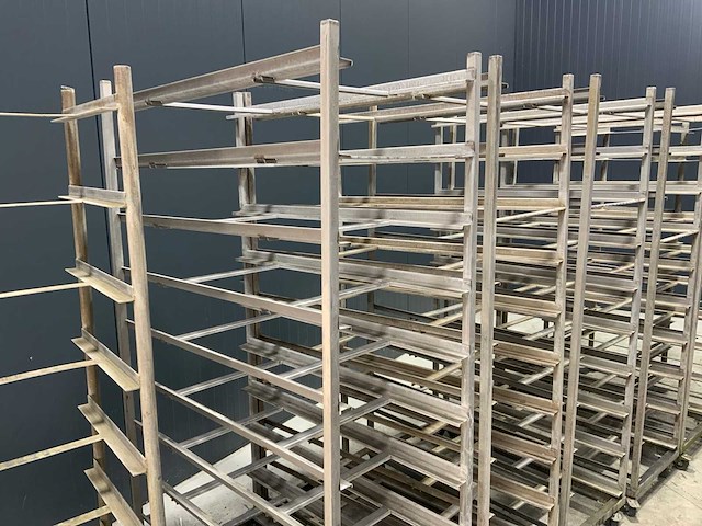 Partij rvs slagerijkarren - afbeelding 2 van  4