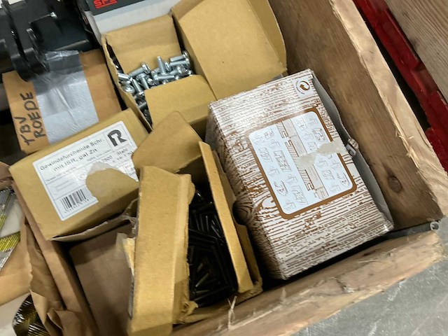 Partij saloondeur scharnieren, bevestigingsmiddelen en divers - afbeelding 3 van  12