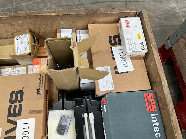 Partij saloondeur scharnieren, bevestigingsmiddelen en divers - afbeelding 8 van  12