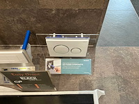 Partij sanitair benodigdheden - afbeelding 6 van  8