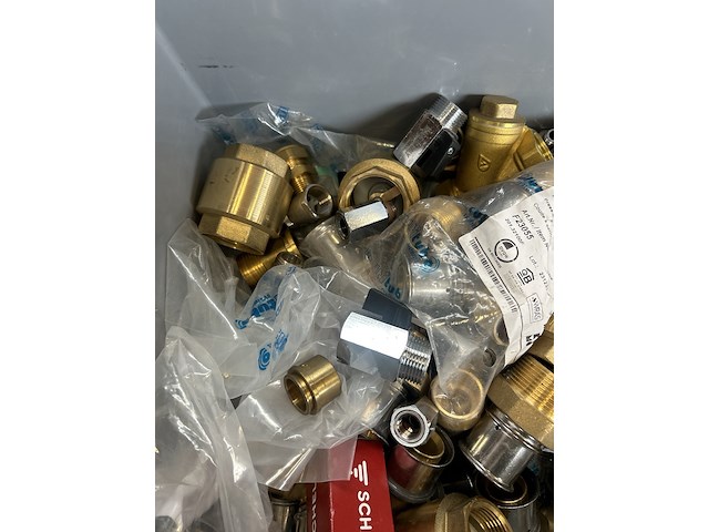 Partij sanitair en installatiemateriaal schell - afbeelding 5 van  5