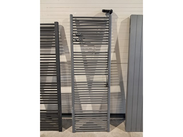 Partij sanitair goederen, o.a. villeroy&boch, novellini, zehnder, vasco & grohe - afbeelding 16 van  92