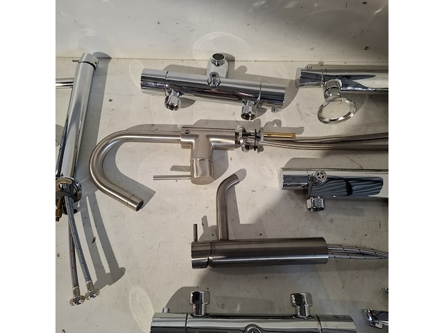 Partij sanitair goederen, o.a. villeroy&boch, novellini, zehnder, vasco & grohe - afbeelding 68 van  92