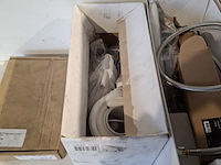 Partij sanitair goederen, o.a. villeroy&boch, novellini, zehnder, vasco & grohe - afbeelding 76 van  92