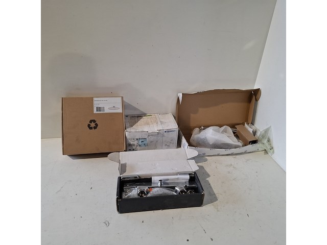 Partij sanitair goederen, o.a. villeroy&boch, novellini, zehnder, vasco & grohe - afbeelding 31 van  80