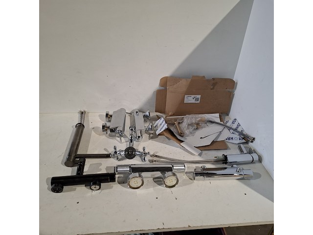 Partij sanitair goederen, o.a. villeroy&boch, novellini, zehnder, vasco & grohe - afbeelding 63 van  80