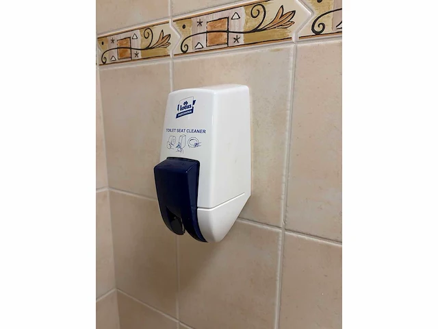 Partij sanitair / hygiëne artikelen - afbeelding 4 van  11