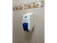 Partij sanitair / hygiëne artikelen - afbeelding 6 van  11
