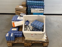 Partij sanitair o.a. grohe en geberit - afbeelding 1 van  15