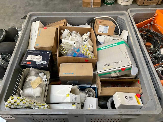 Partij sanitair onderdelen - afbeelding 2 van  4