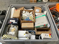 Partij sanitair onderdelen - afbeelding 2 van  4