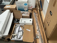 Partij sanitair onderdelen - afbeelding 1 van  8