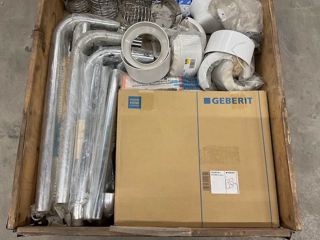 Partij sanitair toebehoren - afbeelding 2 van  6