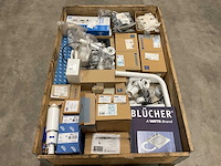 Partij sanitair toebehoren - afbeelding 1 van  3