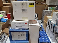 Partij sanitair toebehoren - afbeelding 1 van  10