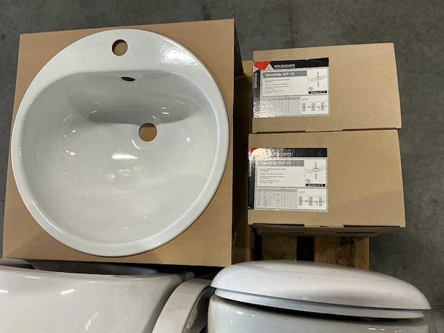 Partij sanitair - afbeelding 4 van  7