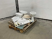 Partij sanitair - afbeelding 1 van  6