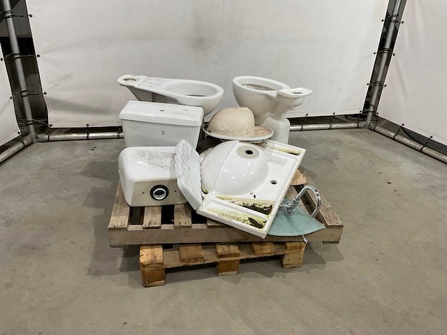 Partij sanitair - afbeelding 3 van  6