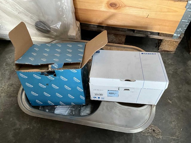 Partij sanitair - afbeelding 2 van  8