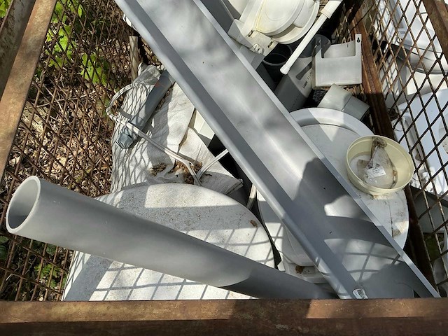 Partij sanitair - afbeelding 4 van  4